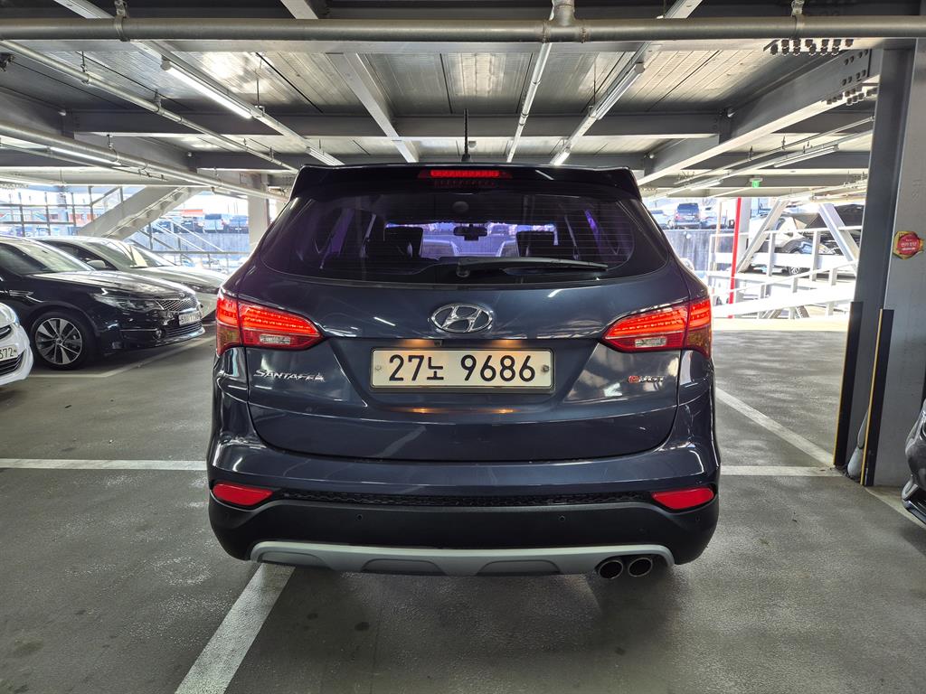 HYUNDAI Santa Fe - Vista 3