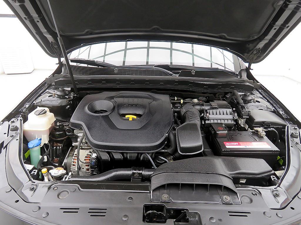 KIA K5 2014 Negro - Importación desde Corea - HF Imports Iquique - Foto 18