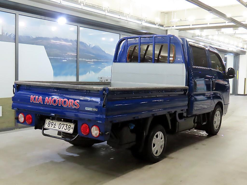 Small Truck Cargo (small) - Vista 4