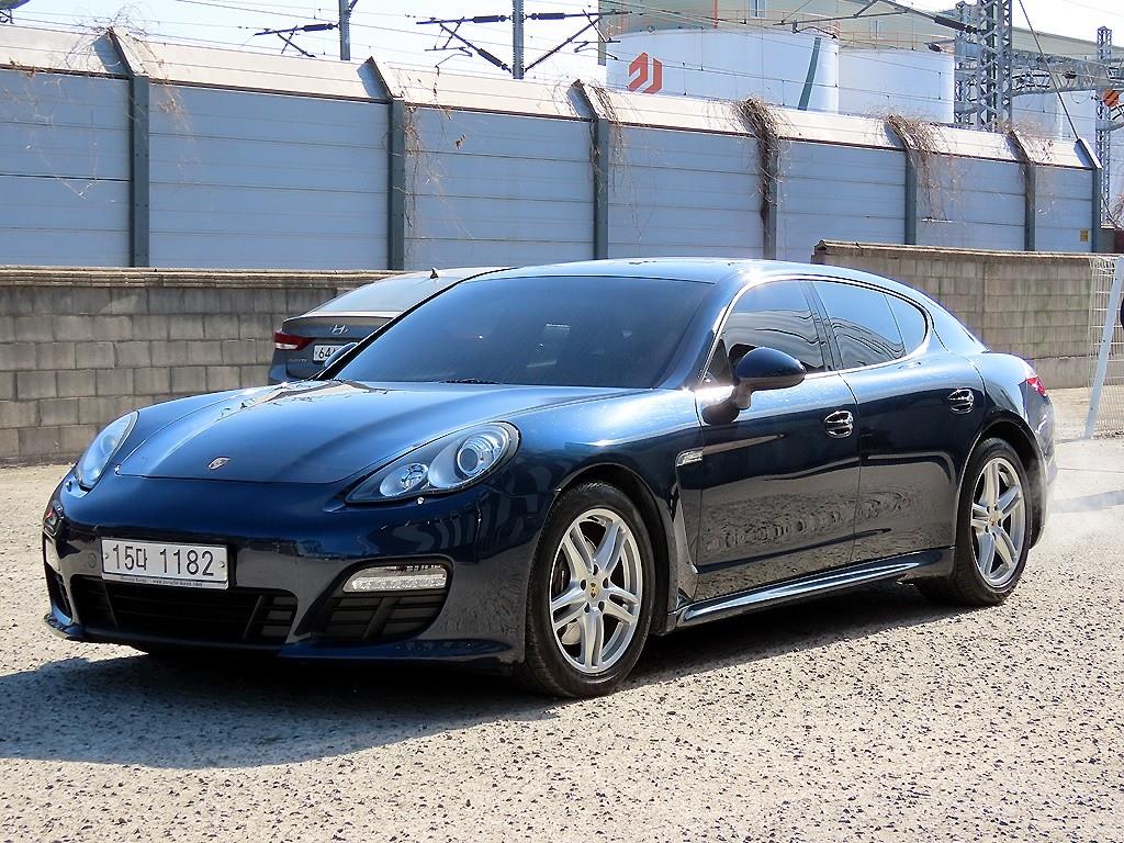Porsche Panamera - Vista 2