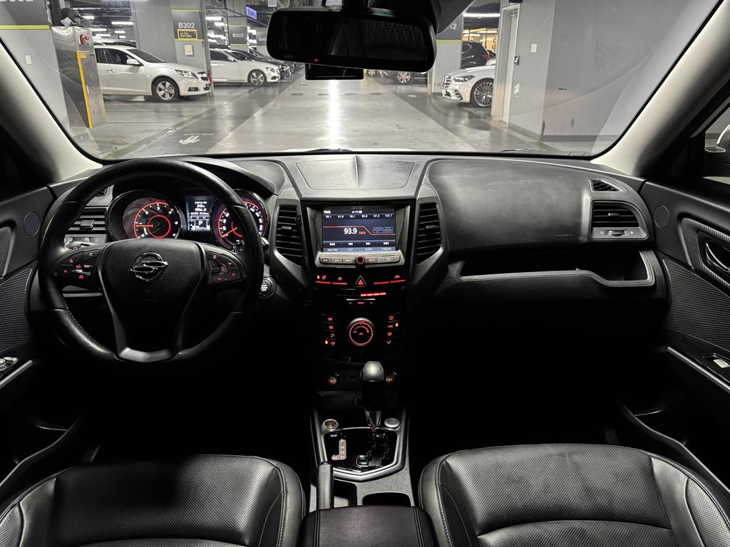 Ssangyong Tivoli - Vista 7