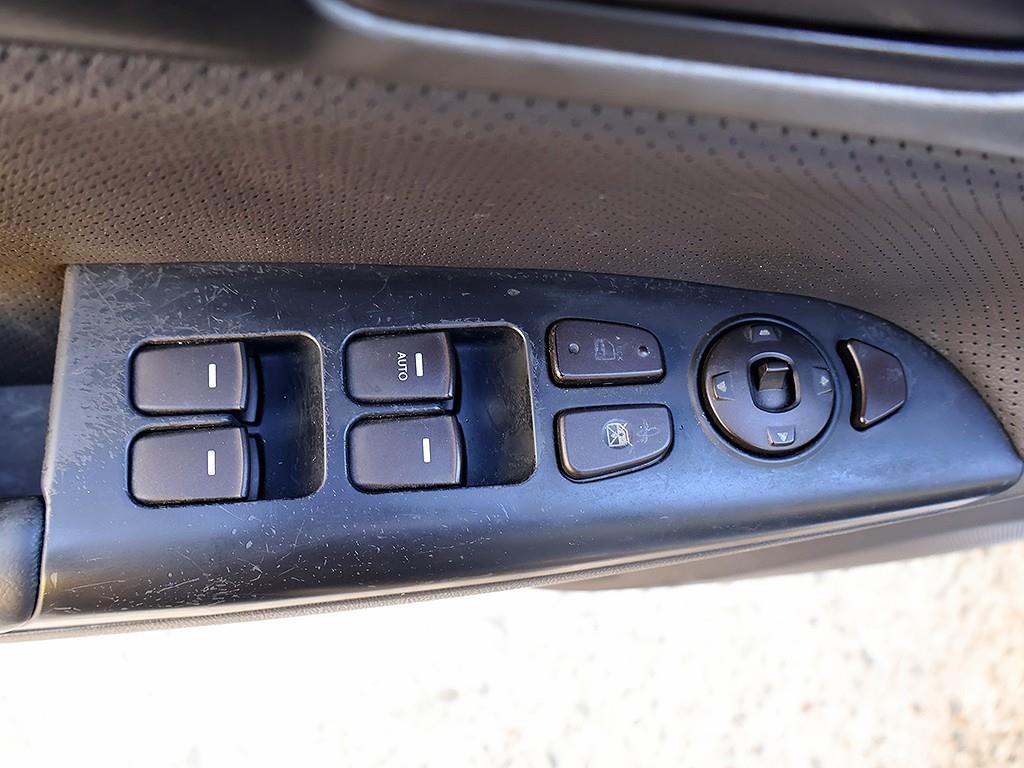 HYUNDAI Sonata 2008 Blanco - Importación desde Corea - HF Imports Iquique - Foto 11