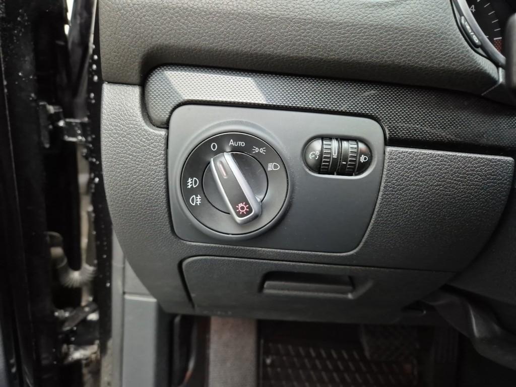 Volkswagen Golf - Vista 6