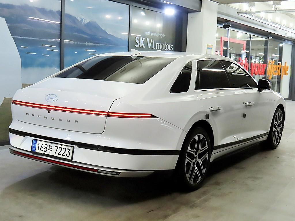 HYUNDAI Grandeur - Vista 4