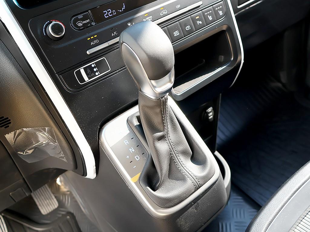 HYUNDAI Staria 2026 Blanco - Importación desde Corea - HF Imports Iquique - Foto 7