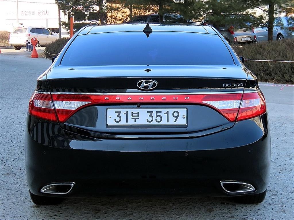 HYUNDAI Grandeur - Vista 4