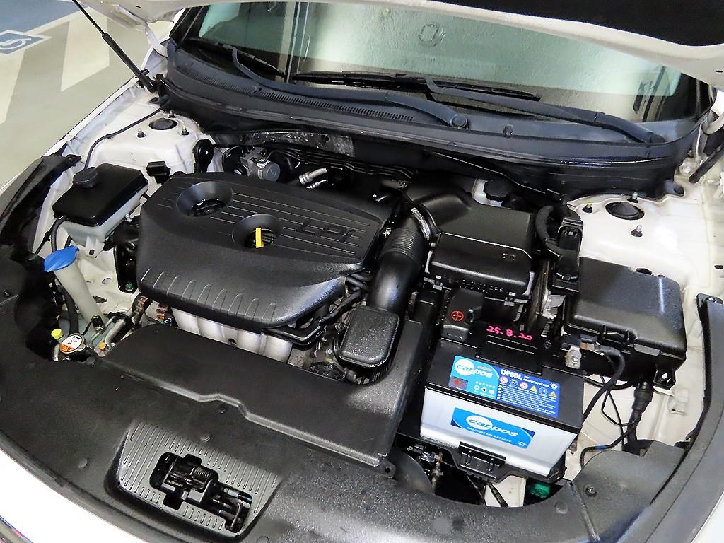 HYUNDAI Sonata 2016 Blanco - Importación desde Corea - HF Imports Iquique - Foto 19