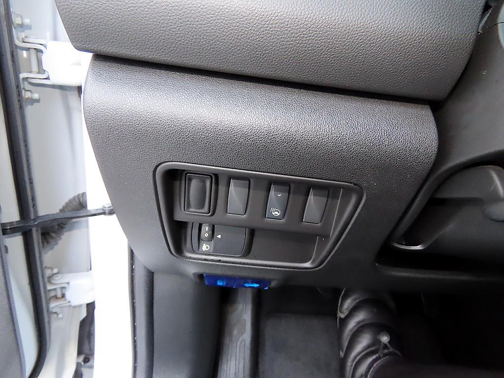 SAMSUNG QM6 - Vista 12