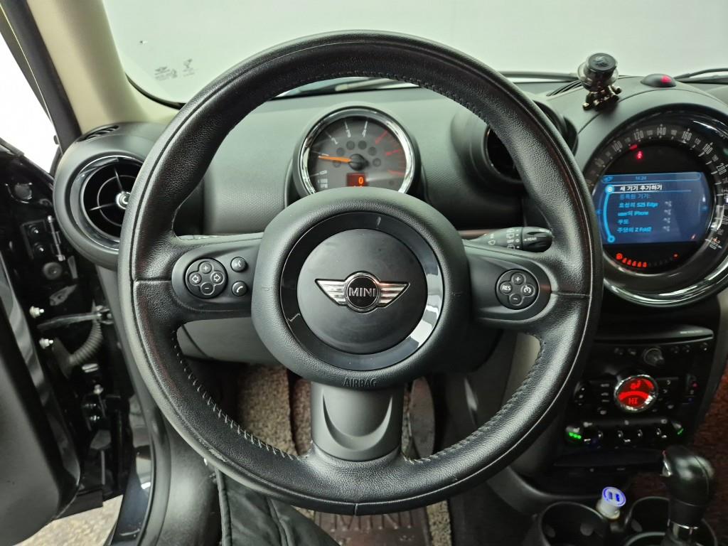 Mini Countryman - Vista 9