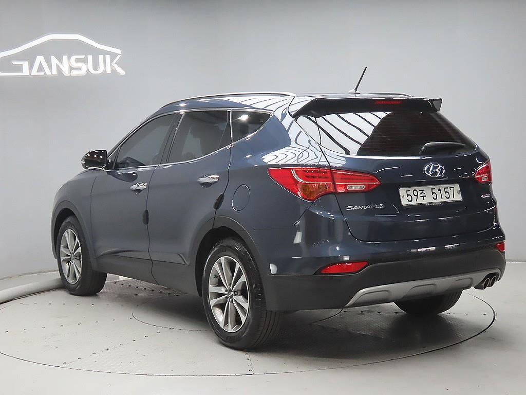 HYUNDAI Santa Fe - Vista 5