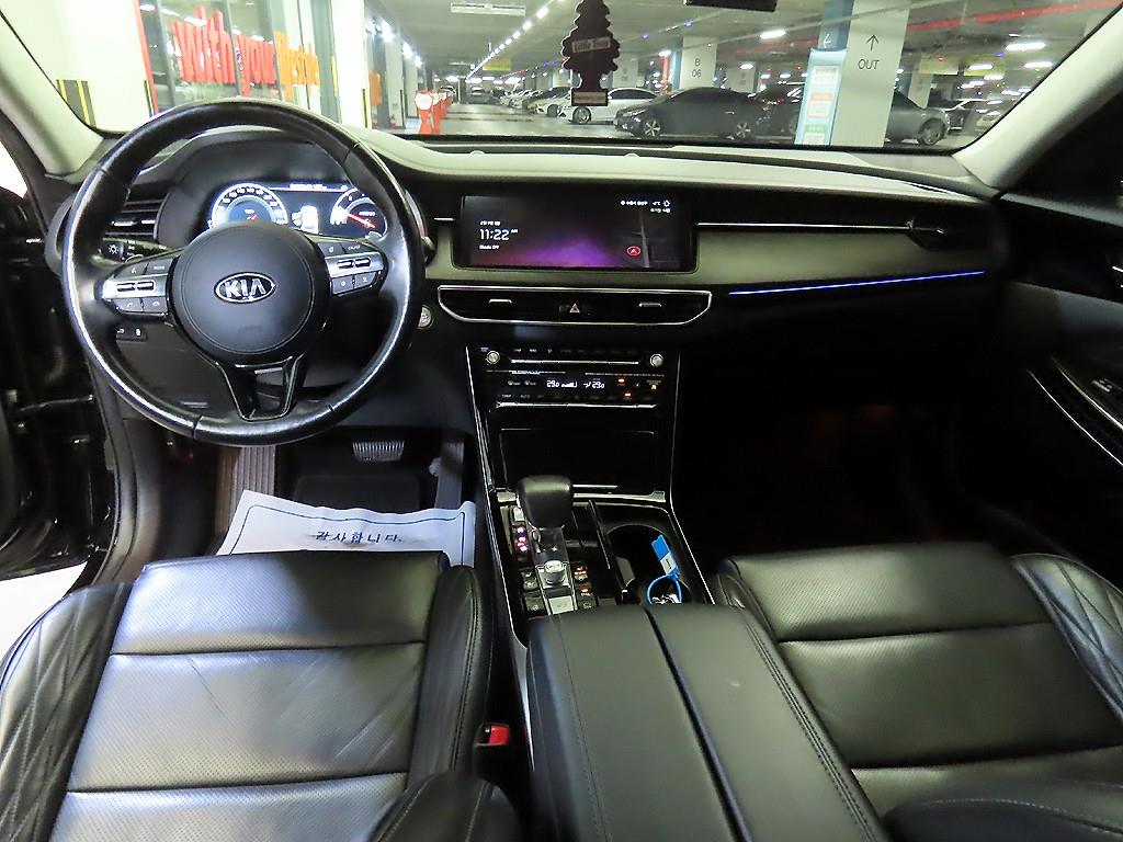 KIA K7 - Vista 10