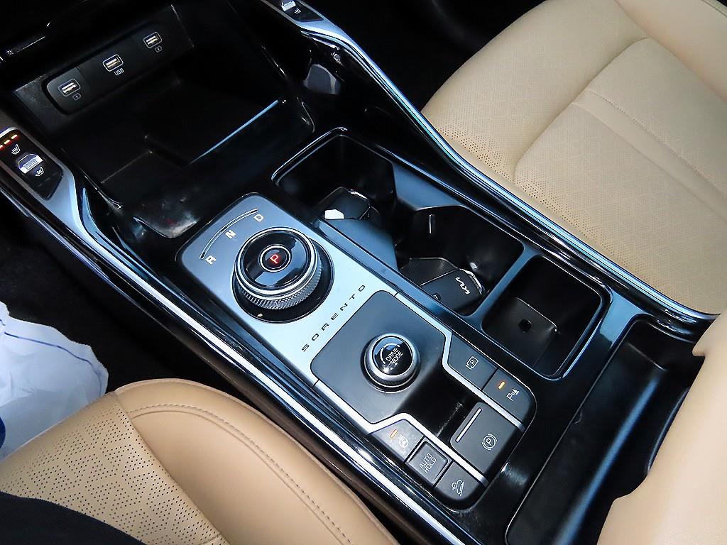 KIA Sorento - Vista 10