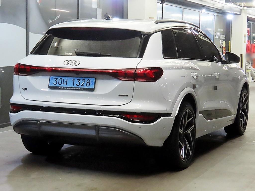 Audi Q6 e-tron - Vista 4
