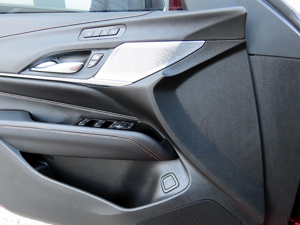 Cadillac CT4 - Vista 11