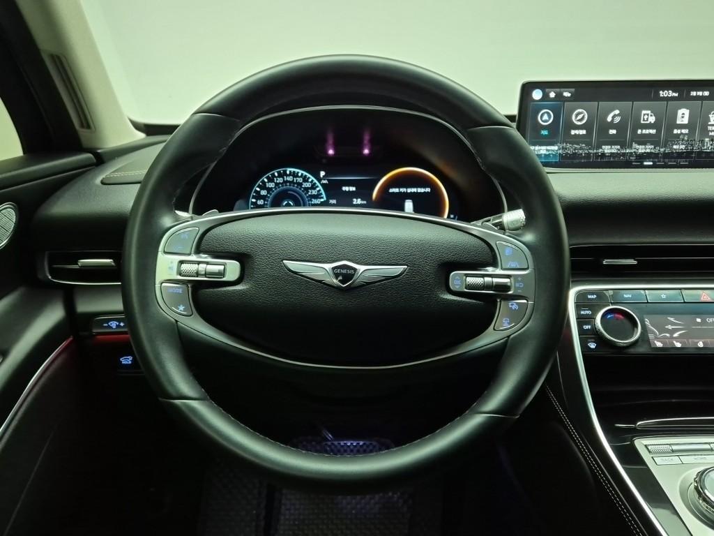 Genesis GV80 - Vista 11