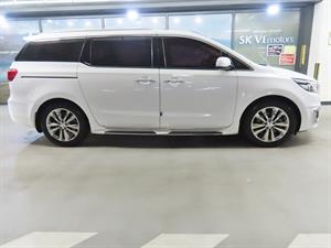 KIA Carnival - Vista 6