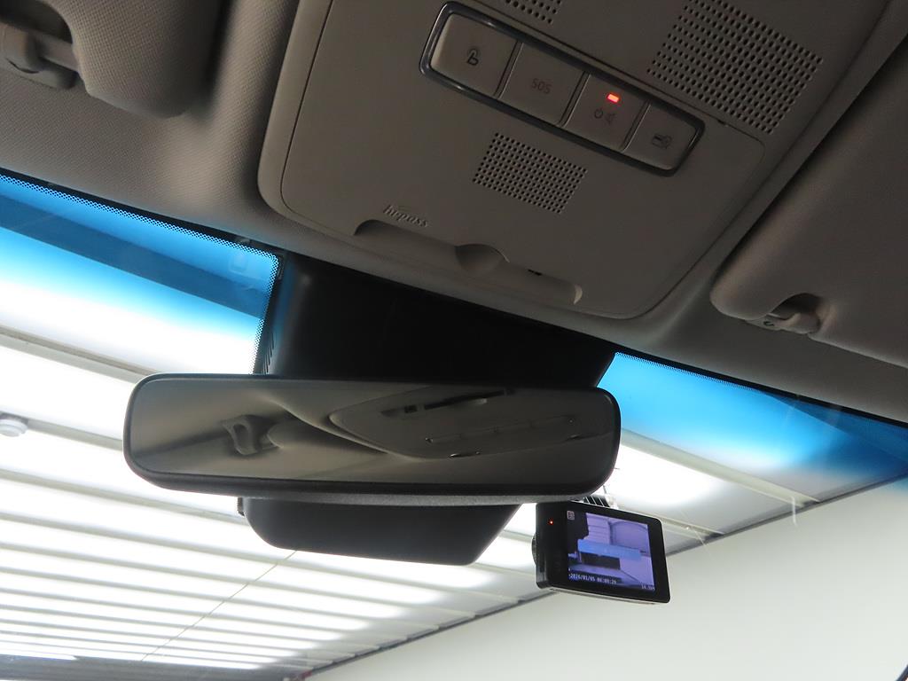 HYUNDAI Grandeur - Vista 12