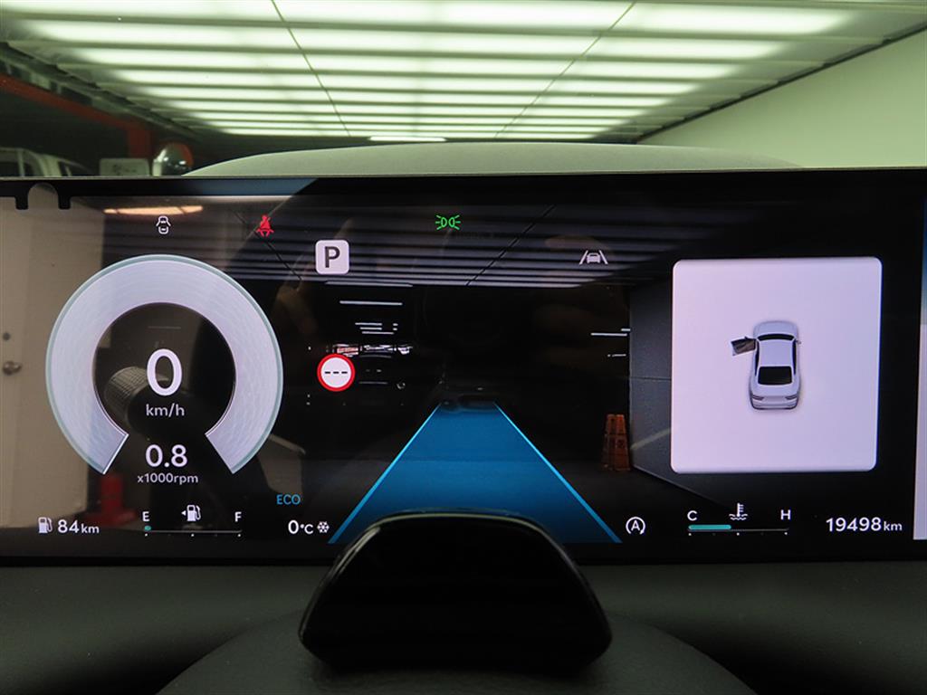 Genesis G80 - Vista 9