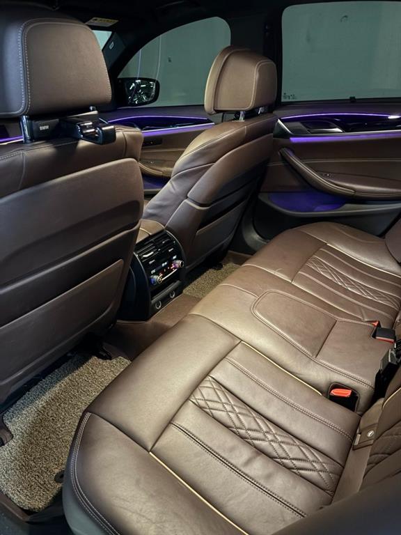 BMW 5 Series - Vista 10