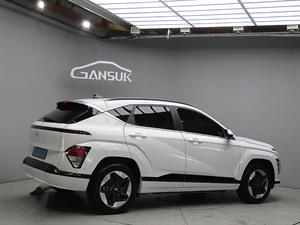 HYUNDAI Kona - Vista 8