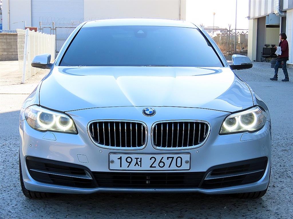 BMW 5 Series 2015 Gris - Importación desde Corea - HF Imports Iquique - Foto 1