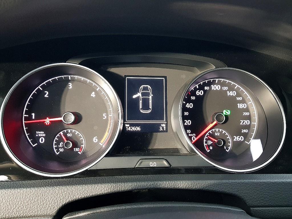 Volkswagen Golf - Vista 6