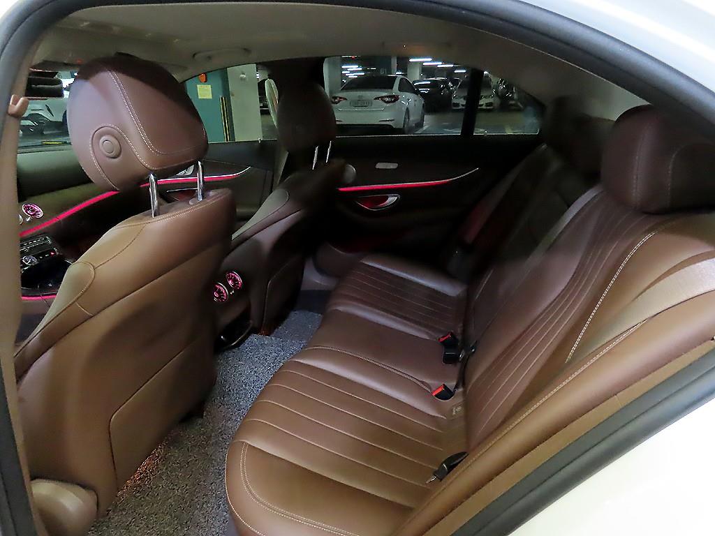 Mercedes Benz E class - Vista 7