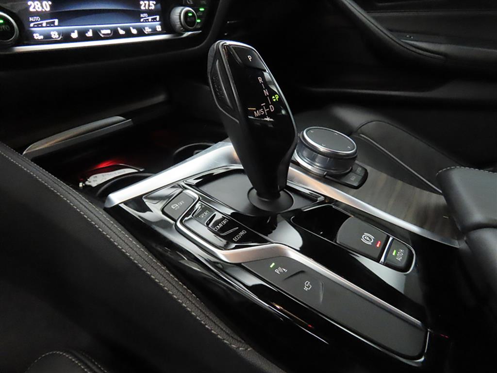 BMW 5 Series - Vista 11