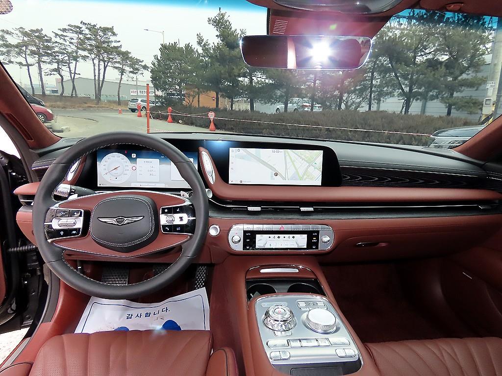 Genesis G90 - Vista 7