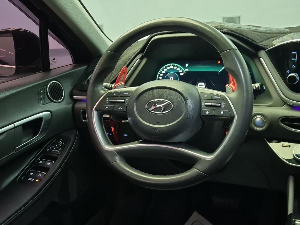 HYUNDAI Sonata - Vista 9