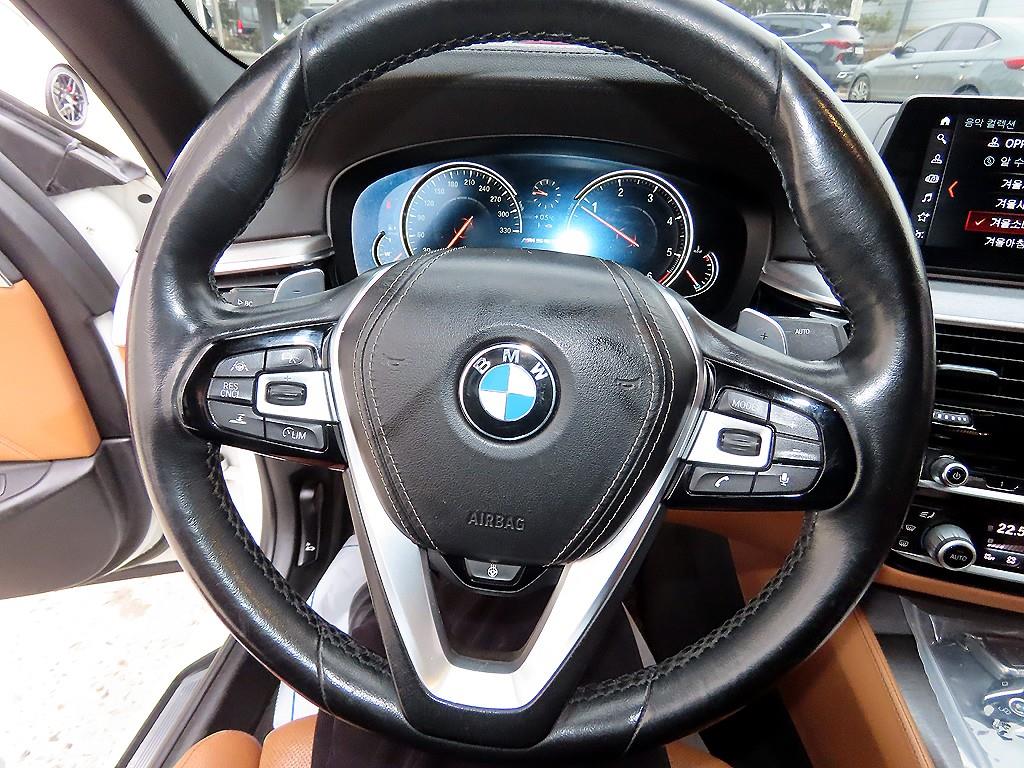 BMW 5 Series - Vista 8