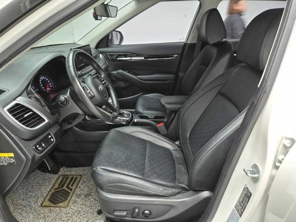 KIA Seltos - Vista 11