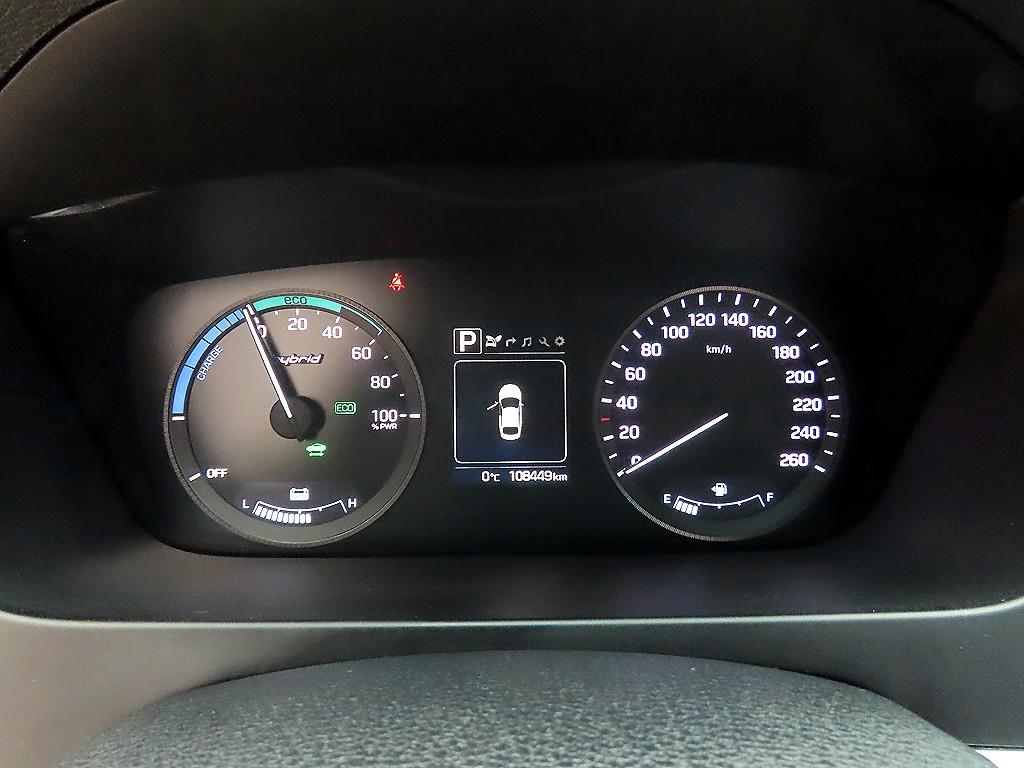 HYUNDAI Sonata - Vista 9