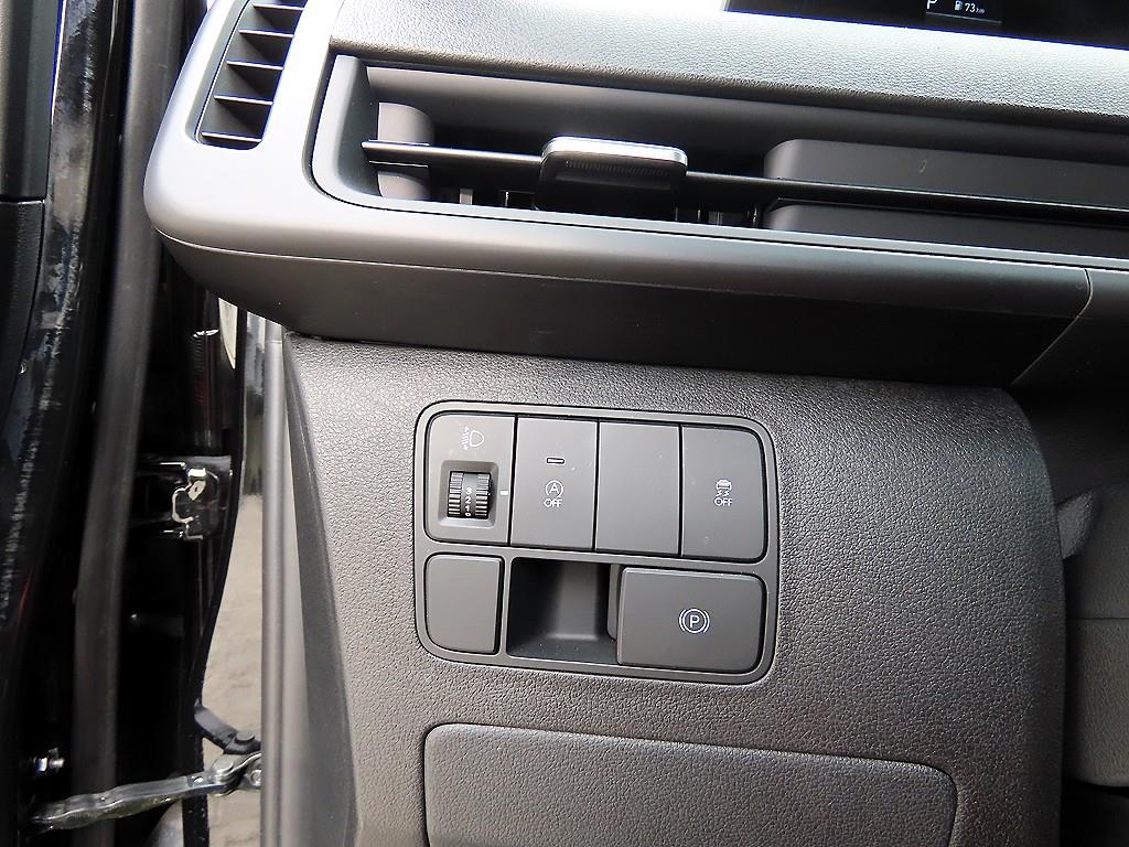 HYUNDAI Staria - Vista 12