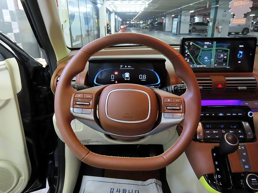 HYUNDAI Casper - Vista 8