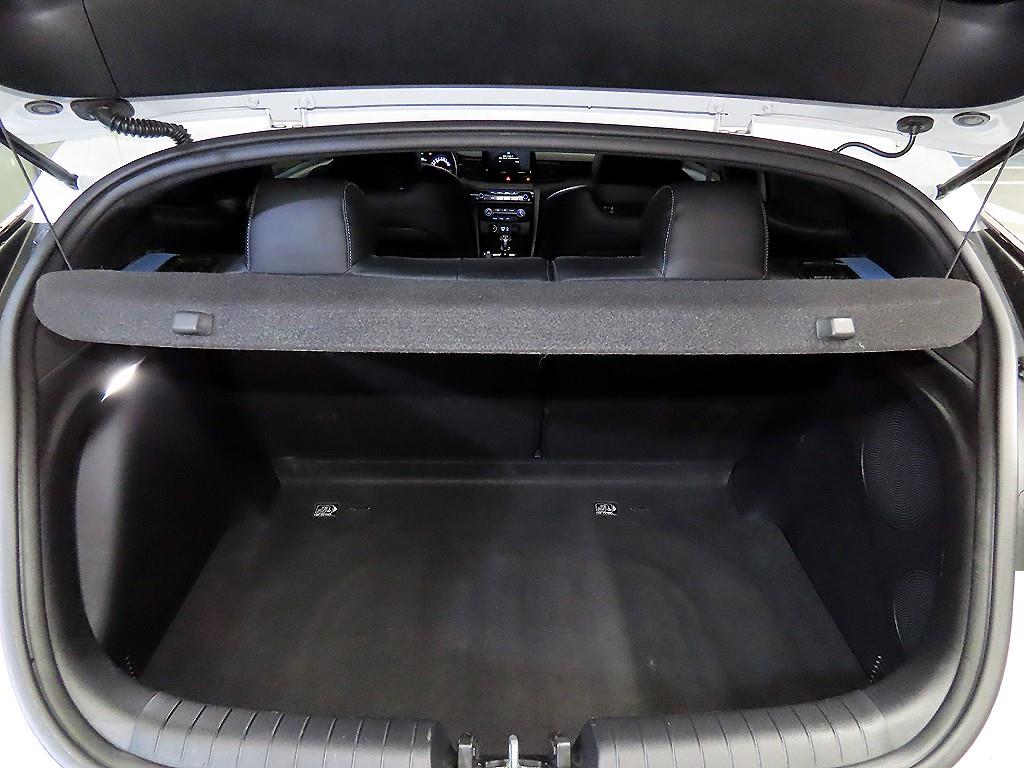 HYUNDAI Veloster 2019 Blanco - Importación desde Corea - HF Imports Iquique - Foto 17