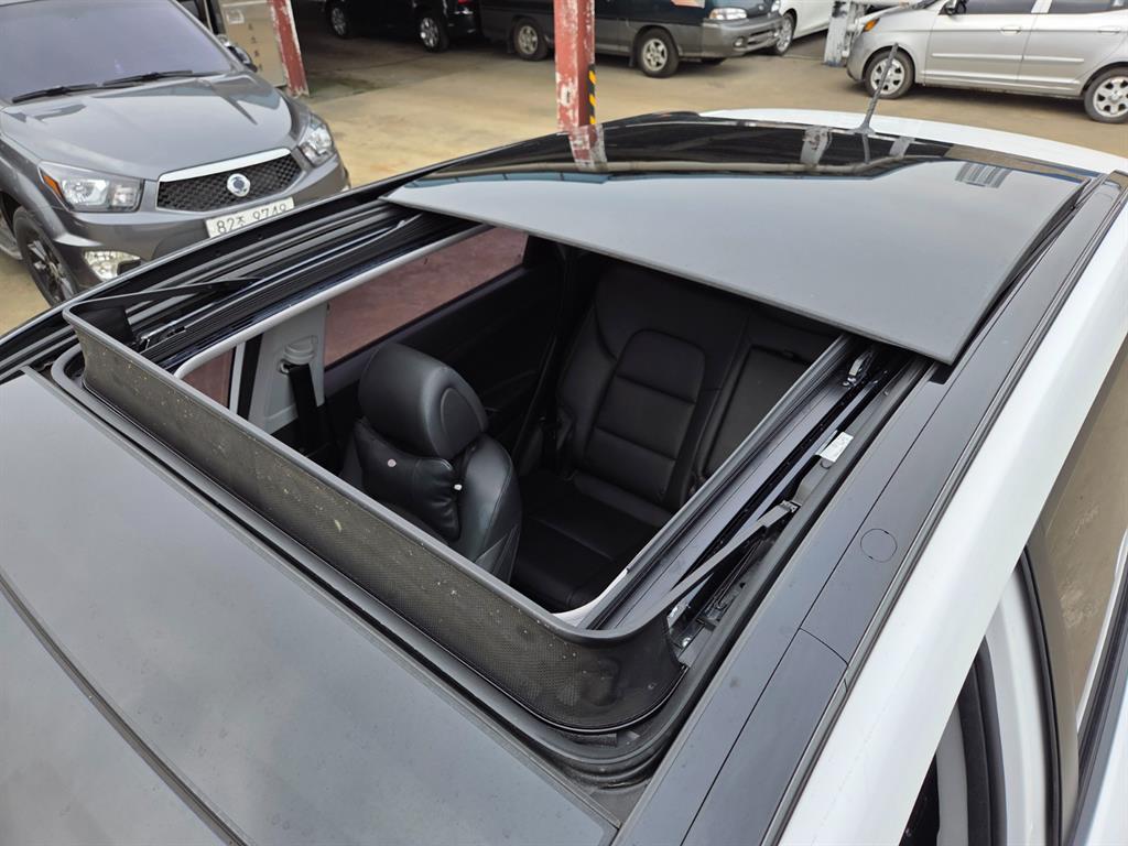 HYUNDAI Tucson 2018 Blanco - Importación desde Corea - HF Imports Iquique - Foto 16