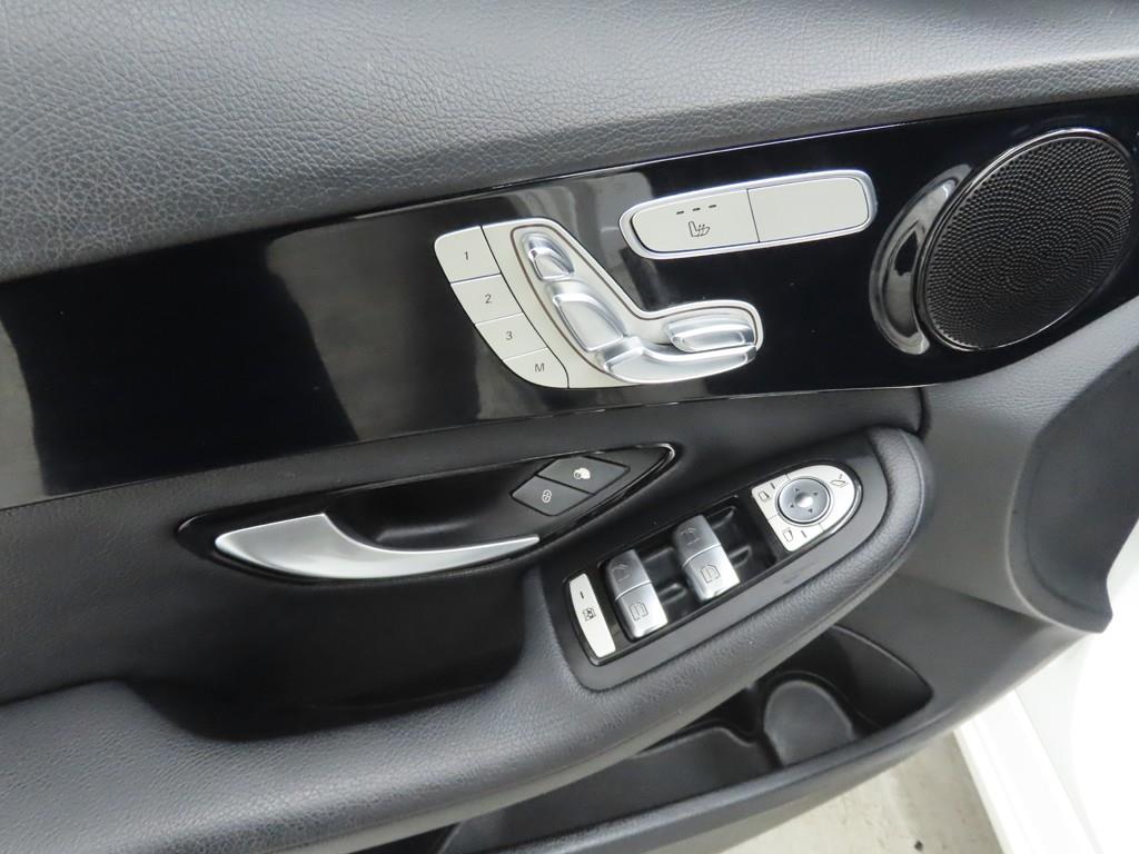 Mercedes Benz C Class - Vista 9