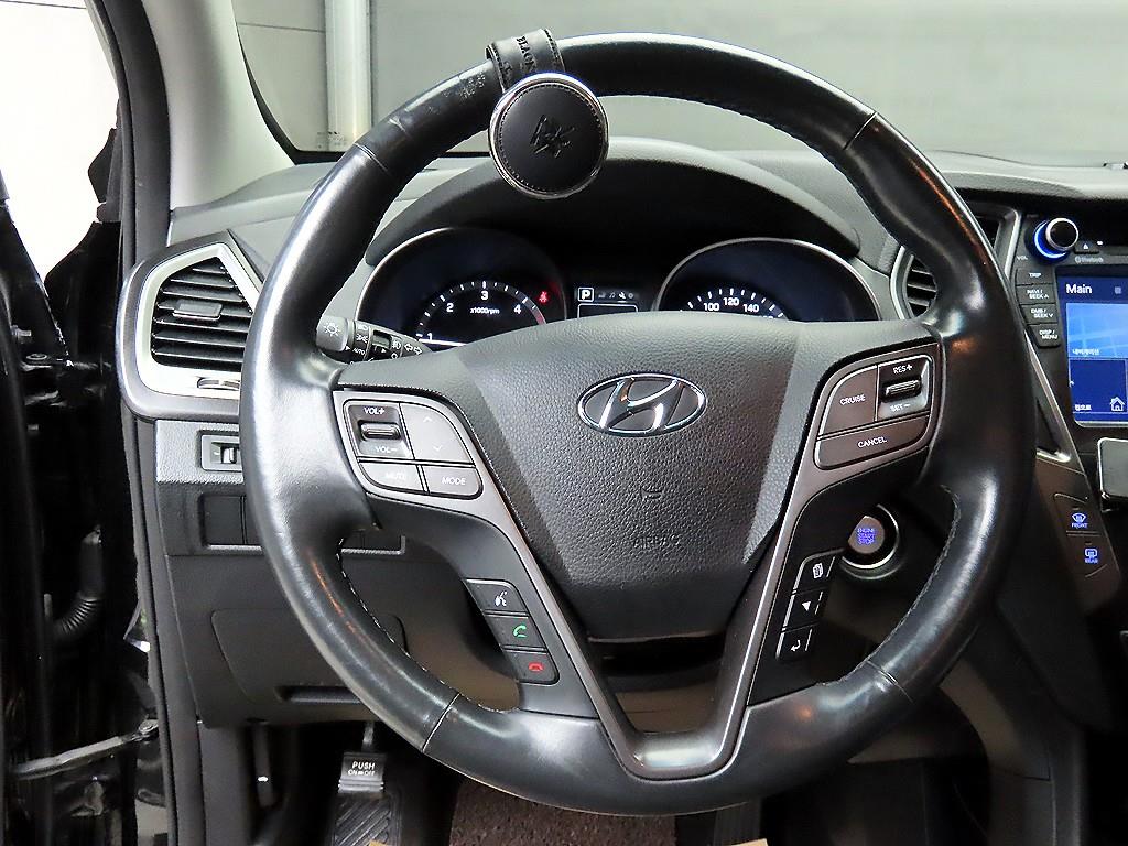 HYUNDAI Santa Fe - Vista 9