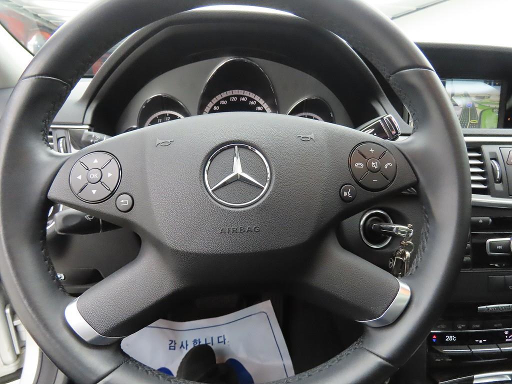 Mercedes Benz E class 2012 Plateado - Importación desde Corea - HF Imports Iquique - Foto 14