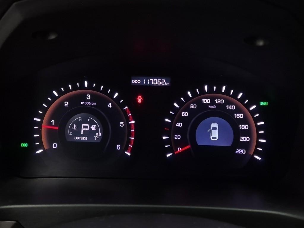 Ssangyong Korando - Vista 6