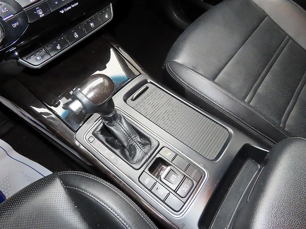 KIA Sorento - Vista 10