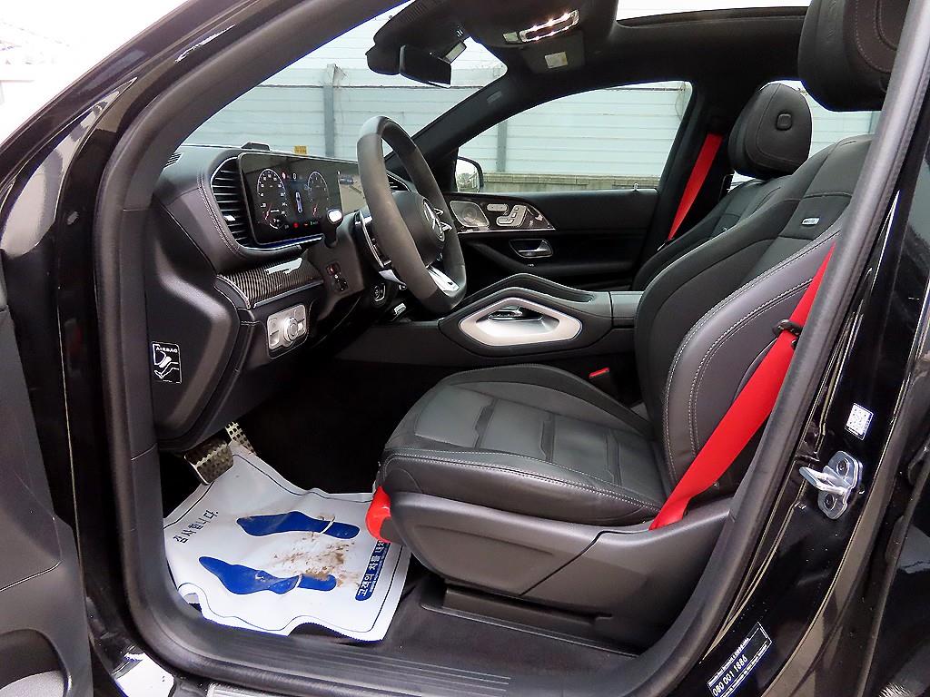 Mercedes Benz GLE Class - Vista 5