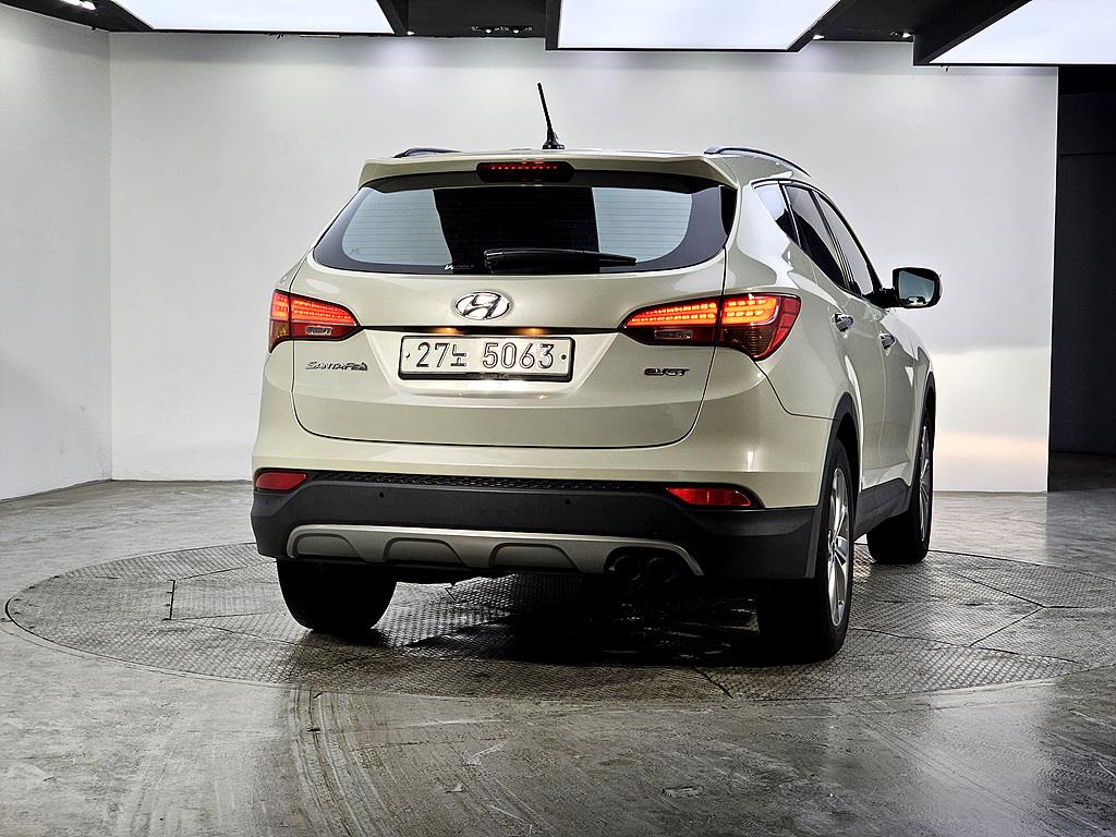 HYUNDAI Santa Fe - Vista 3