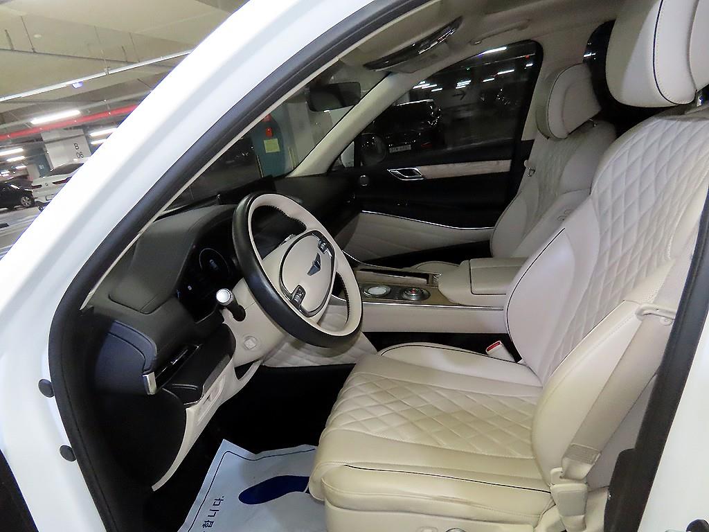 Genesis GV80 - Vista 6