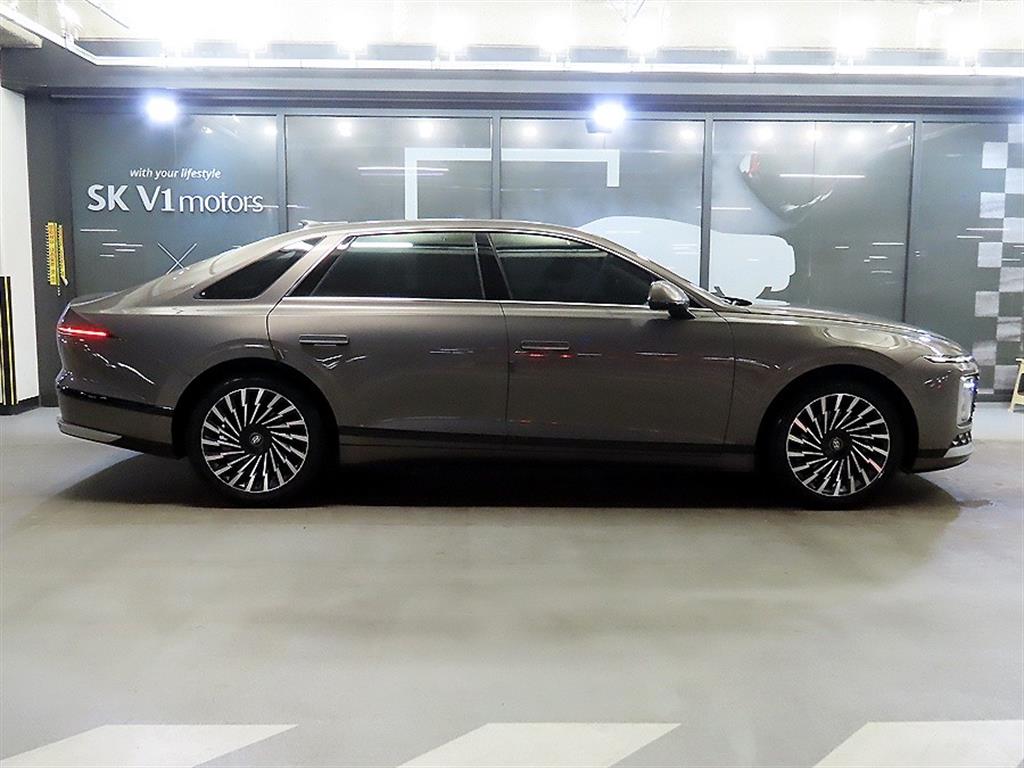 HYUNDAI Grandeur - Vista 3