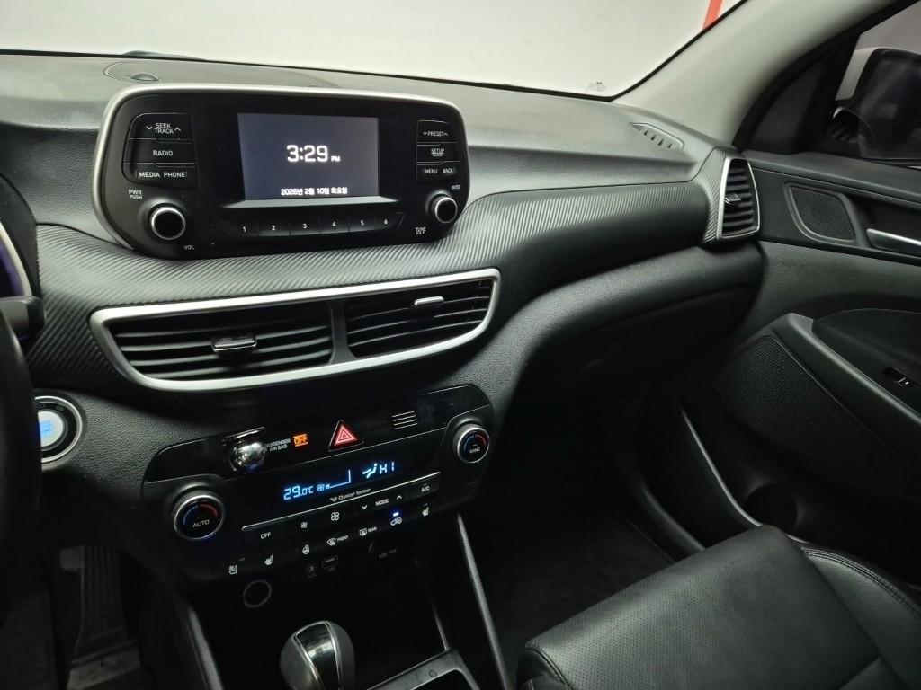 HYUNDAI Tucson - Vista 10