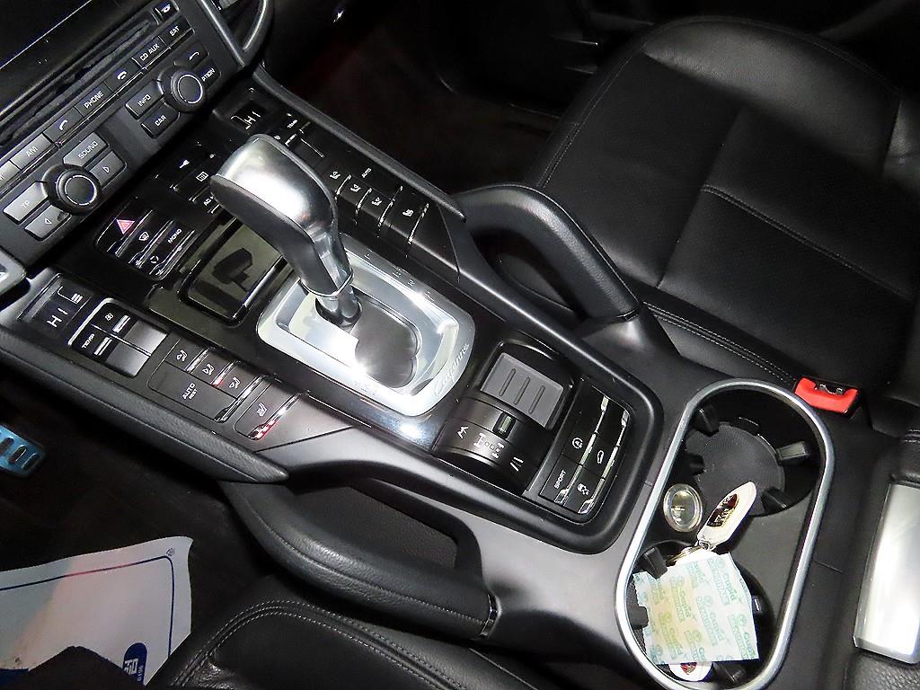 Porsche Cayenne - Vista 12