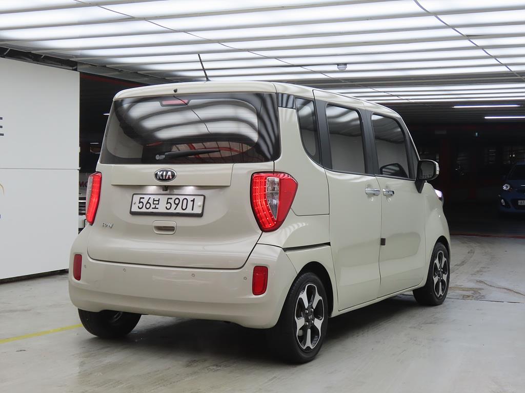 KIA Ray - Vista 4