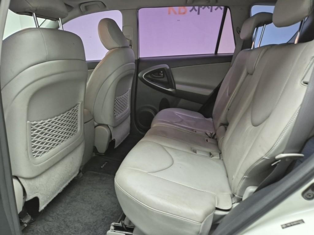 Toyota RAV4 - Vista 12